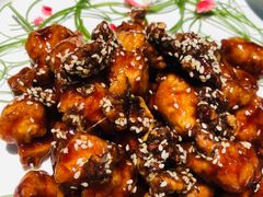 酱爆桃仁鸡丁-玉玲珑(陆家嘴店)
