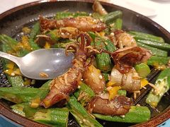 黄椒酱秋葵啫膏桶-山泉公馆酒家(广州东站店)