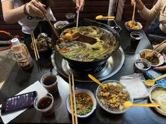 -石灰市毛记烧鸡公(解放碑店)