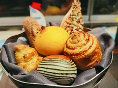 -L'ATELIER de Joel Robuchon(外滩18号店)