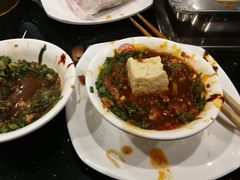 -百年川椒重庆老火锅(光谷店)