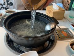 -东椰·海南椰子鸡火锅(朝阳门店)