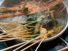 -马路边边串串香形象店(磐石路店)