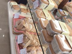 -红宝石·鲜奶小方·海派西点房(南丹店)