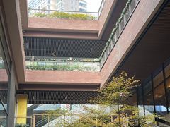 -瑞虹新天地月亮湾