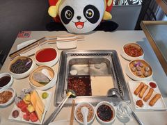 -海底捞火锅鲜切牛肉主题店(长寿路店)