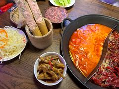 -萍姐火锅·公路夜市(武汉首店)
