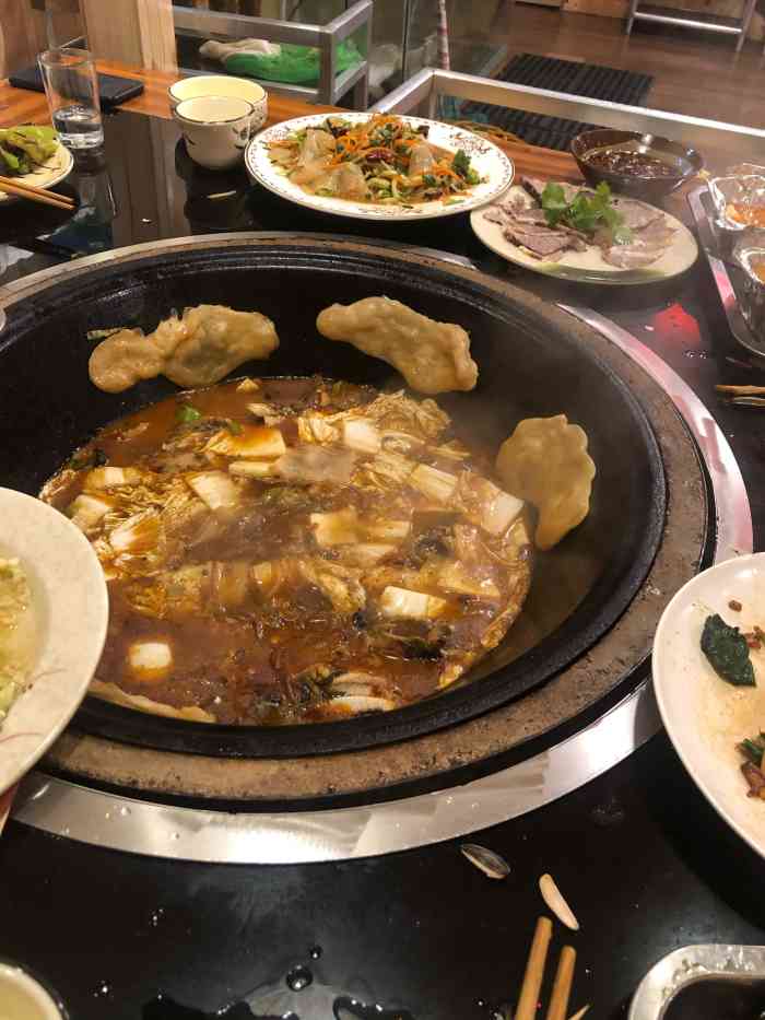 老渔翁铁锅炖(莘松店)-"疫情过后,找地方吃饭也挺难找到合自己口味.