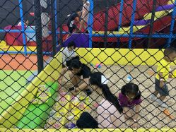 -蹦贝运动中心·蹦床·攀岩·闯关(龙岗店)