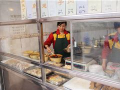 面包甜点陈列柜-红星兔丁(武侯祠店)