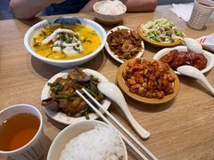 -荟选餐饮徐家汇社区食堂(徐虹北路店)