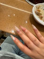 -UGIRL有个美甲