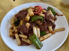 酸藕笋炒牛肉-吉莲利苑海鲜酒家(珠海拱北29年老字号店)