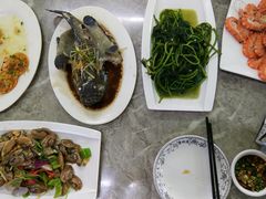 -四川小胡子海鲜(丁村万人海鲜广场店)