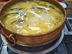-三锅莊·牦牛肉火锅·香格里拉特色藏餐宴请餐厅(昆明创始店)