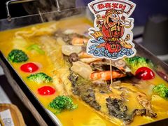-鸣记脆皮烤鱼·海鲜烤鱼(三八广场店)