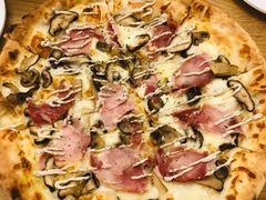 -城市大道红炉披萨烘焙坊