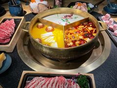 -湊湊火锅·茶憩(南京东路悦荟店)