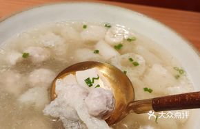 Bamboo Mushroom and Free-range Pork Meatball Soup