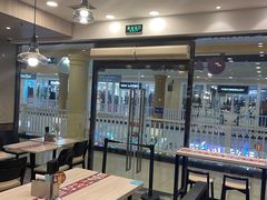 大堂-康师傅私房牛肉面(马泉营奥莱店)