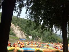 -尧山大峡谷漂流
