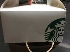 -星巴克臻选(南京金茂览秀城店)
