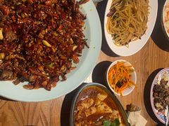 -天山集市(和家乐广场店)