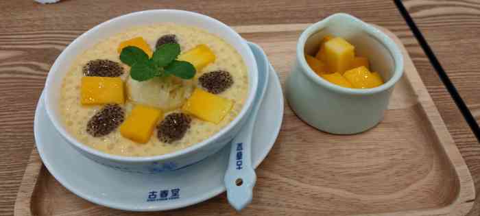 古春堂草本糖水(云城万科里店)-"整体挺好的,芝麻糊甜而不腻,不腻很