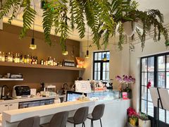 -Fridi Patisserie Cafe