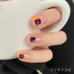 -吉吉靓甲美睫