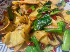 -霄汉牛三鲜湖北砂锅菜(万松园2店)