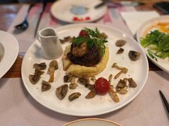 扒澳洲牛脊配香煎鹅肝-Kitchen·Y洋厨房西餐厅(王府壹号店)