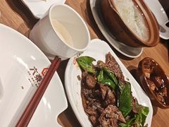 -六泰居·尔滨地标·东北菜(松北店)