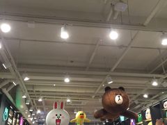 -LINE FRIENDS Garosu-gil Flagship Store