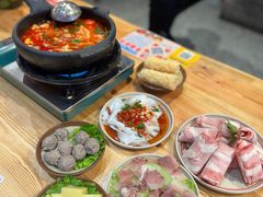 -黔二妞地摊火锅(龙华清湖店)