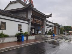 -慈城服务区-停车场