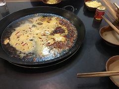-苟味道老火锅(黄桷坪店)
