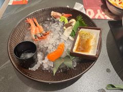 -牛YO寿喜烧·铁板烧和牛火锅自助(市府恒隆店)