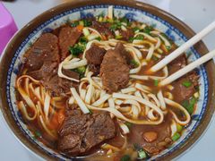-牛师傅牛肉面(尚隆路店)