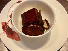 鲍鱼红烧肉-杭州西子湖四季酒店·金沙厅