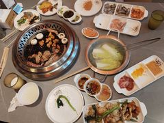 -黑金·寻焰自助百汇·烤肉·火锅(中街店)