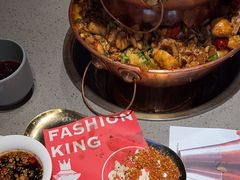-老佛爷铜炉蛙锅(东门老街店)