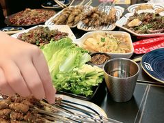 -许哥东北烧烤·铁丳烤串·宫后夹肉(繁花中心店)