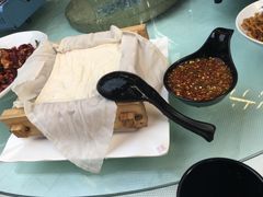 -刘姐啤酒鱼民族演艺餐厅(西街总店)