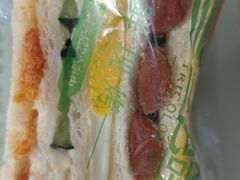 -三色鸽西饼店(黄河路店)