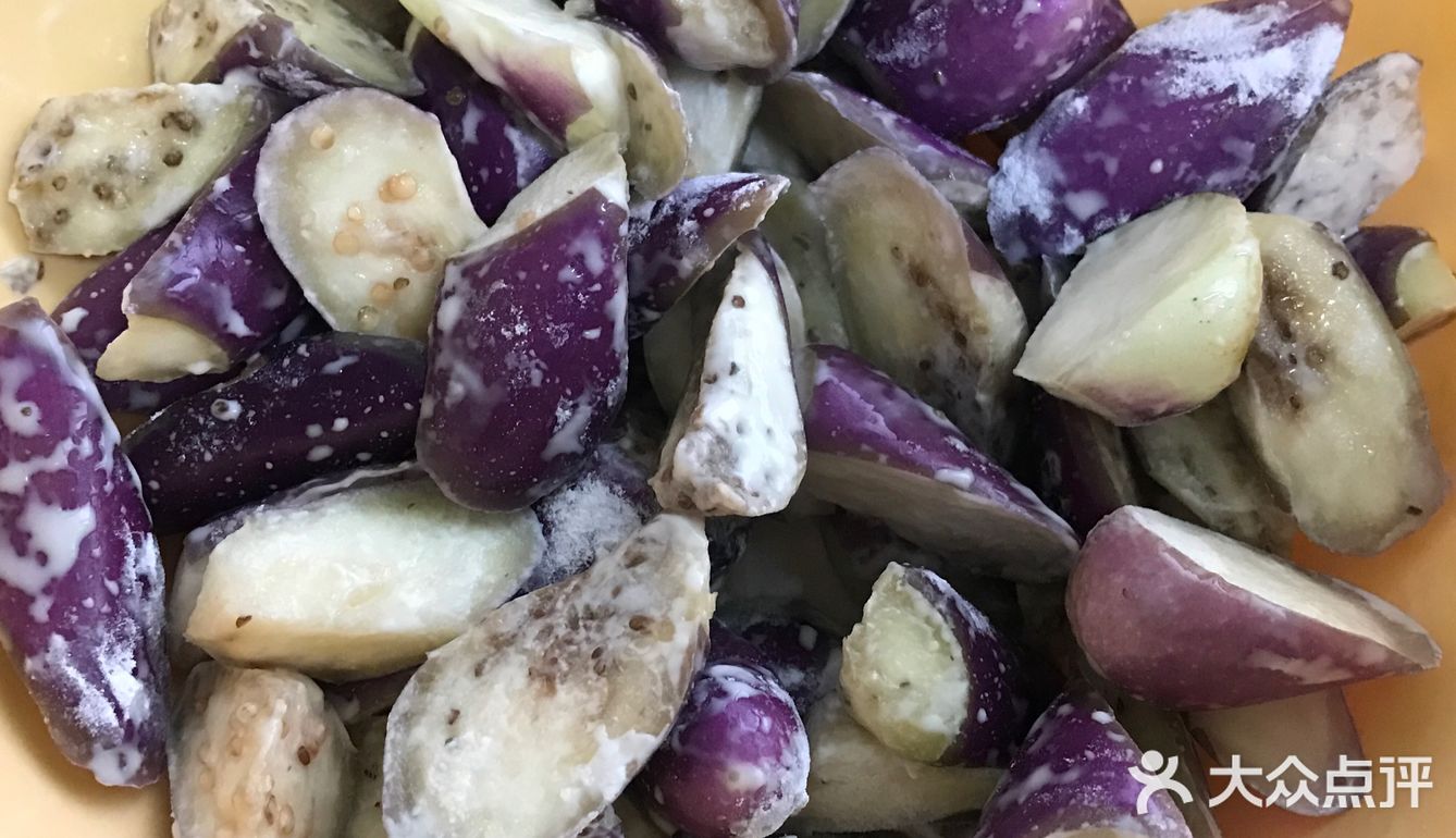 川味鱼香茄子煲，让你夏天干完两碗米饭