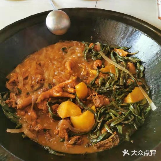 大晶湖鱼柴火炖