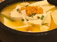 石锅海胆豆腐-小镇大厨新概念复合中餐厅(万达广场大连高新店)