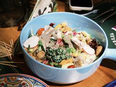 -米德维奇俄式西餐厅(西六道街店)