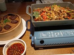 腊味蒸饭-乔街深夜食堂·小龙虾·高压锅生蚝(杭州总店)